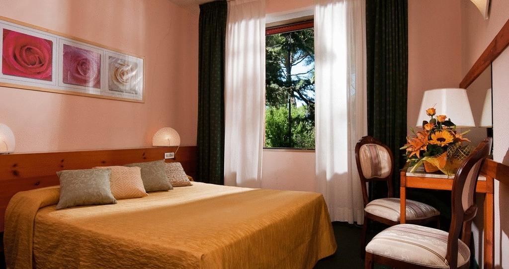 Park Hotel California Madonna dellʼAcqua Εξωτερικό φωτογραφία
